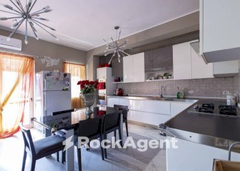 Cucina - Appartamento via Carlo Pisacane, 20, Catanzaro - foto 1