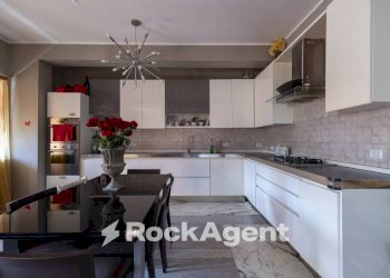 Cucina - Appartamento via Carlo Pisacane, 20, Catanzaro - foto 4