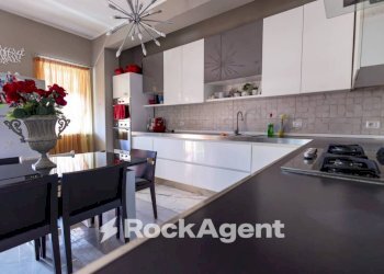 Cucina - Appartamento via Carlo Pisacane, 20, Catanzaro - foto 25