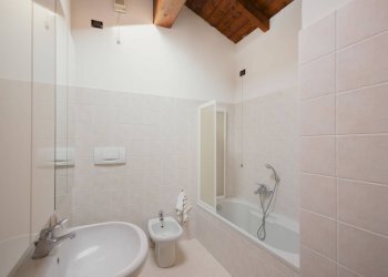 Foto 16 - Three-room apartment via mazzini, Luvinate - photo 16