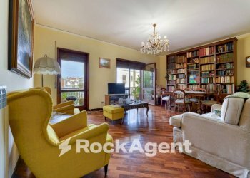 Salone - Apartment via Tito Livio, 9, Napoli (neighborhood Posillipo) - photo 7