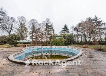 Piscina - Villa via Boiago, 25, Quinto di Treviso - foto 33
