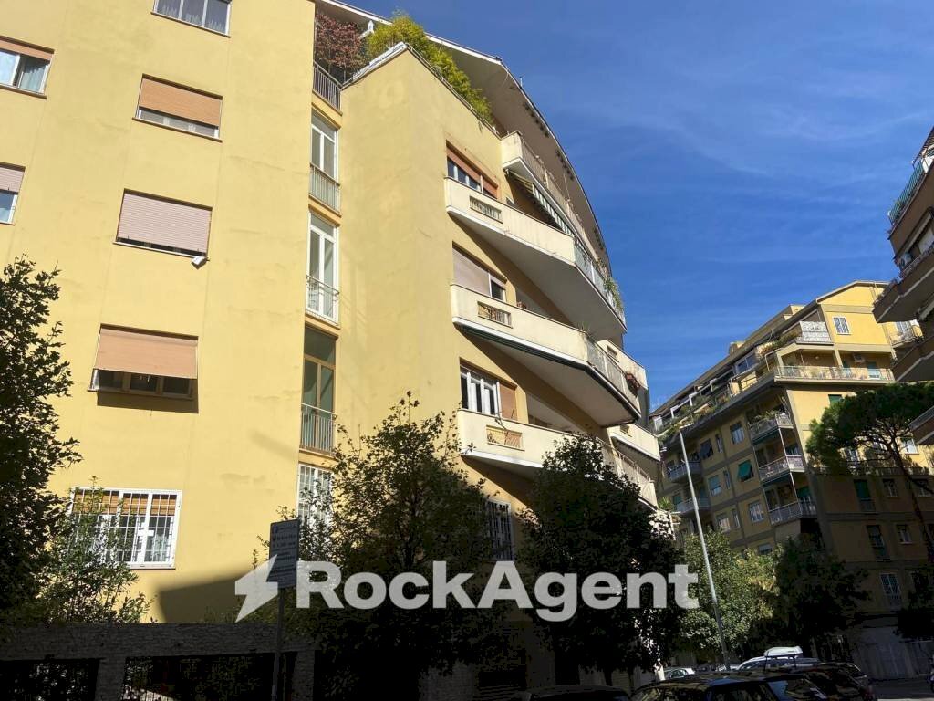 Facciata - Appartamento via Ugo Balzani, 12, Roma - foto 2