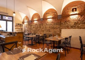 Interno non residenziale - Ristorante piazza Francesco Carrara, 16, Pisa (zona Santa Maria) - foto 3