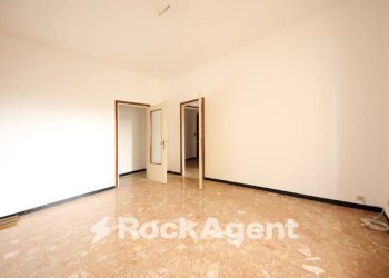 Camera da letto - Quadrilocale via Santa Maria Assunta di Nervi, Genova (zona Quarto) - foto 1