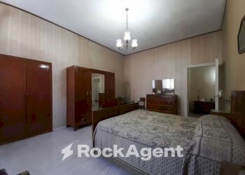 Camera da letto - Trilocale via Roma, 35, Acquapendente - foto 15