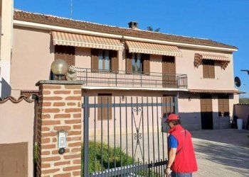 Facciata - Rustic CASCINA CACCIABUE (EX VIA STAZIONE), Quattordio - photo 9