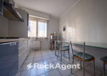 Cucina - Quadrilocale via Budapest, 10, Sassari - foto 3
