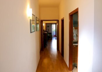 Particolare del corridoio con vista verso l\'ingresso-disimpegno - Quadrilocale Piazza Tanucci, Firenze - foto 18