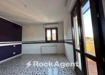 Camera da letto - Independent house via Salvaiella, 7, Spoltore - photo 24