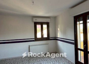 Camera da letto - Independent house via Salvaiella, 7, Spoltore - photo 32