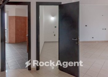 Stanza non arredata - Appartamento via Pietro Micca, 3, Asti - foto 9