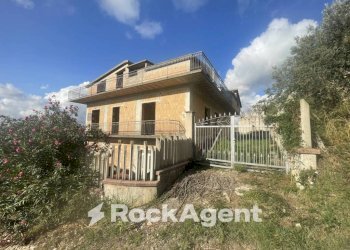 Facciata - Villa via Antonio Tedesco, Altavilla Silentina - foto 33