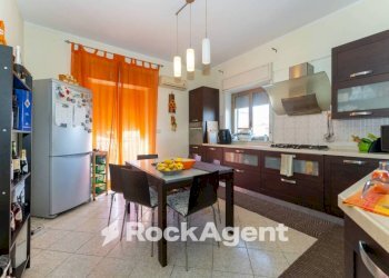 Cucina - Quadrilocale via Pantelleria, 20, Belpasso - foto 12