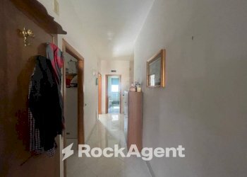 Corridoio - Appartamento via Mutulano, 20, Lettere - foto 5