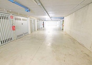 Garage - Bilocale via Guerrazzi, Bergamo - foto 13