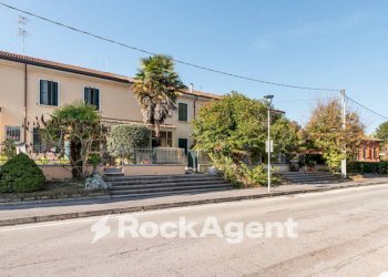 Zona - Villa a Schiera via Anello, 5, Sant'Angelo di Piove di Sacco - foto 2