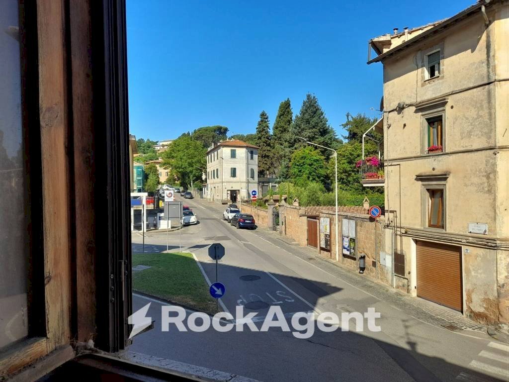 Vista - Trilocale via Cavour, 1, Acquapendente - foto 2