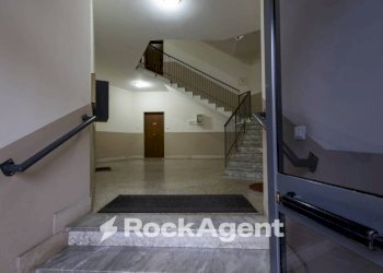 Interno palazzo - Trilocale via Giovanni Patari, 2, Catanzaro - foto 3