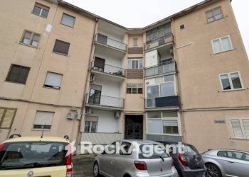 Facciata - Trilocale via Giovanni Patari, 2, Catanzaro - foto 4