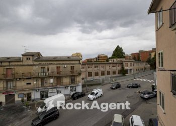 Vista - Trilocale via Giovanni Patari, 2, Catanzaro - foto 6