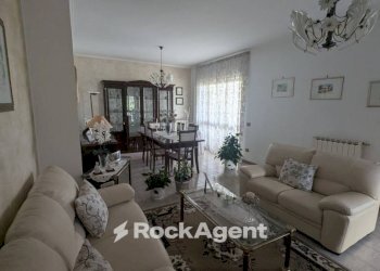 Salone - Villa via Torretta Rocchigiana, Priverno - photo 9