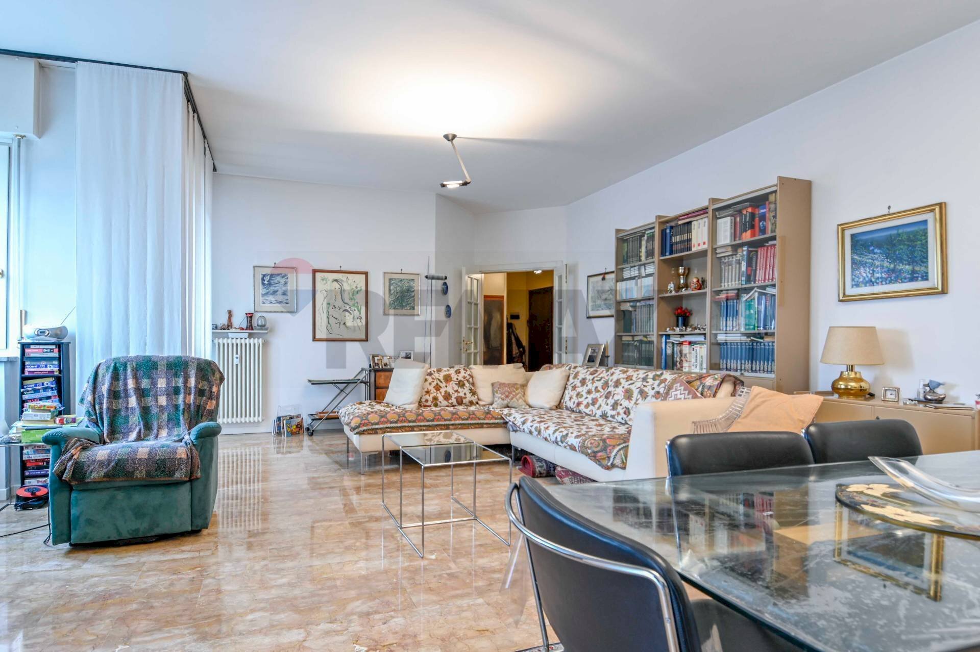 Sala da pranzo - Quadrilocale via Corridoni
 
42, Bergamo - foto 1