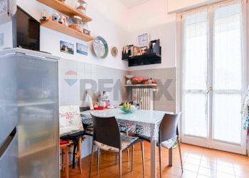 Sala da pranzo - Quadrilocale via Corridoni
 
42, Bergamo - foto 14