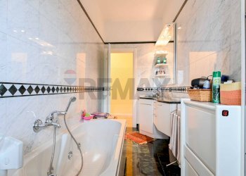 Bagno - Quadrilocale via Corridoni
 
42, Bergamo - foto 36