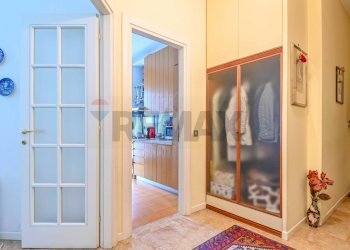 Hall / corridoio - Quadrilocale via Corridoni
 
42, Bergamo - foto 50