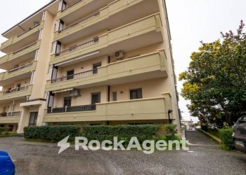 Facciata - Quadrilocale via Nicola Misasi, 76 a, Catanzaro - foto 6