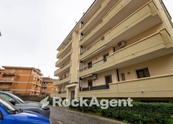 Facciata - Quadrilocale via Nicola Misasi, 76 a, Catanzaro - foto 7