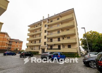 Facciata - Quadrilocale via Nicola Misasi, 76 a, Catanzaro - foto 8