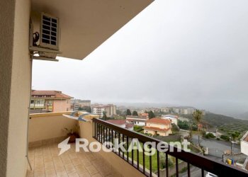 Balcone - Quadrilocale via Nicola Misasi, 76 a, Catanzaro - foto 10