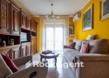Salone - Quadrilocale via Nicola Misasi, 76 a, Catanzaro - foto 16