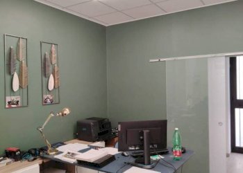 Ufficio - Shop viale Pasubio, 4, Mantova - photo 4