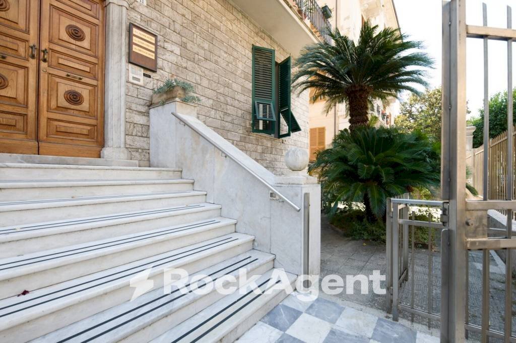 Interno palazzo - Ufficio corso Angelo Gianelli, 11, Chiavari - foto 3