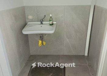 Bagno - Shop via Gisira, 54, Catania - photo 23