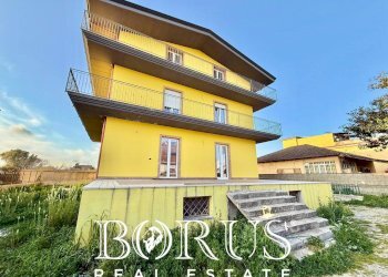 Foto 1 - Trilocale via Modena, Castel Volturno - foto 1