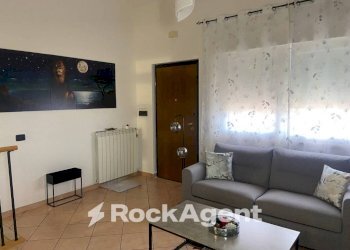 Salone - Villa a Schiera via Sortino, 19, Roma - foto 2