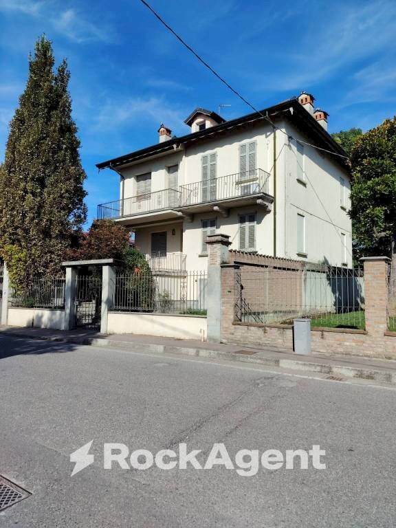 Facciata - Villa via Montebello, Barbianello - photo 1