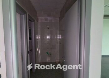 Bagno - Office via Ippolito Nievo, 25, Torino (neighborhood Vanchiglia) - photo 8