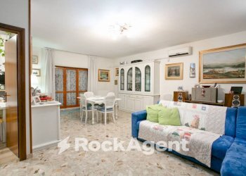 Salone - Trilocale via Gravina di Puglia, 26, Roma - foto 3