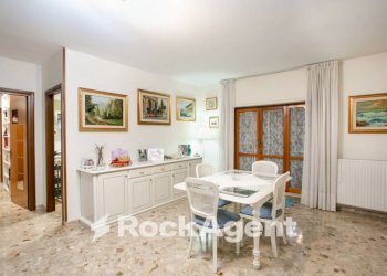 Salone - Trilocale via Gravina di Puglia, 26, Roma - foto 4