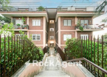 Facciata - Trilocale via Gravina di Puglia, 26, Roma - foto 33