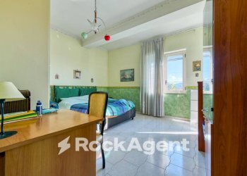 Camera da letto - Villa via Palma, 332, Striano - photo 21