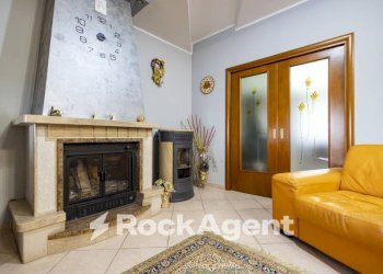 Salone - Villa contrada Roccani, 59, Simeri Crichi - photo 15