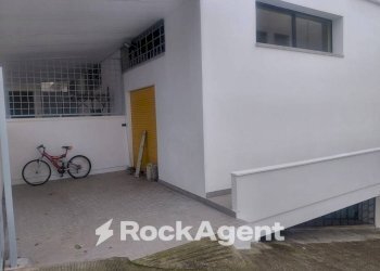 Box auto - Negozio via Vittorio Veneto, 126, Ruffano - foto 22