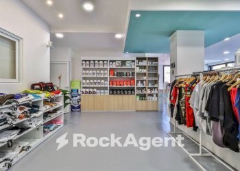 Interno non residenziale - Negozio via del Triumvirato, 89/A, Bologna (zona Borgo Panigale) - foto 20