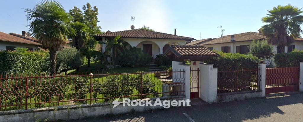 Zona - Villa via P. Nenni, 15, Motta Visconti - foto 2